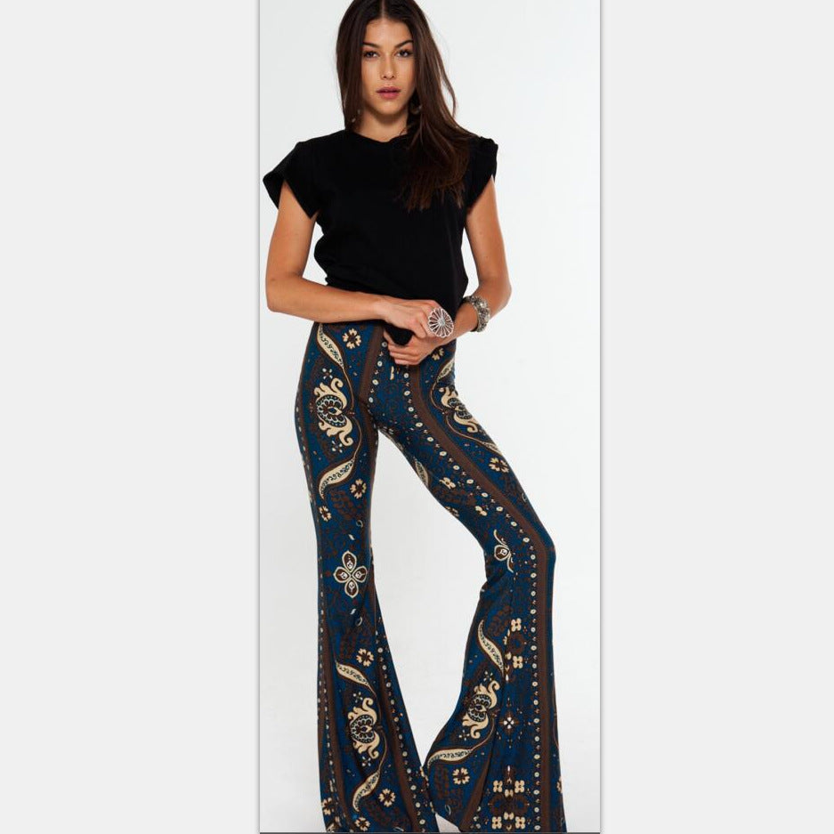 Tight-fitting Buttocks Print Flared Pants