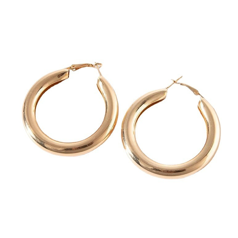 Female Minimalist Casual Large Circle Earrings