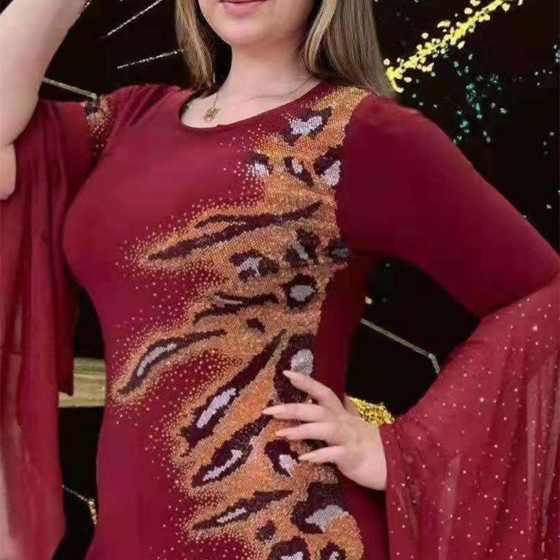 Factory Direct Sale Low Price Novelty Design Women Formal Dresses Tiger Spots Drilled Shinning Ladies Wearing Turkish